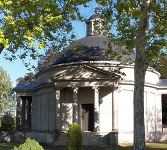Historische Stadtführung: Mausoleum - Armenhaus - Rathaus